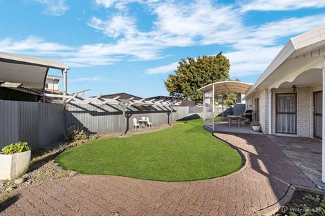Photo of property in 6 Mahon Place, Papatoetoe, Auckland, 2025