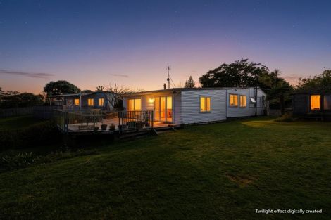 Photo of property in 7 Cliff Lane, Glenbrook, Waiuku, 2681