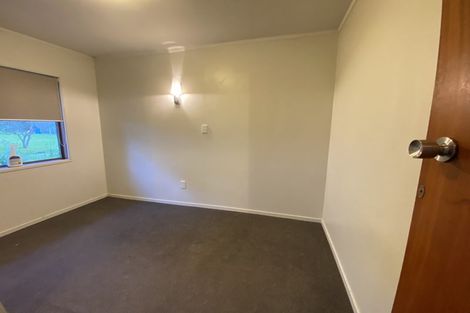 Photo of property in 1/6 Kathleen Street, Totara Vale, Auckland, 0627