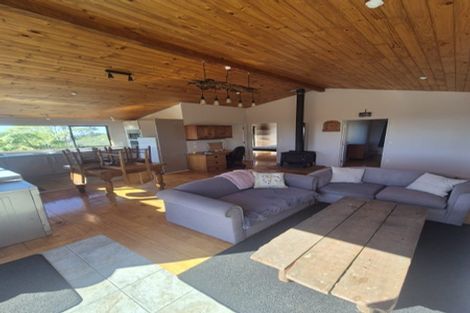 Photo of property in 68 Kiwi Bush Lane, Ngunguru, Whangarei, 0173