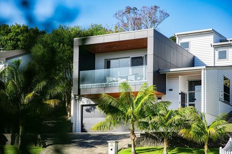 Photo of property in 10 Bayside Drive, Browns Bay, Auckland, 0630