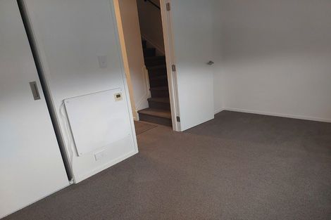 Photo of property in 26 Kotuitui Street, Manukau, Auckland, 2104