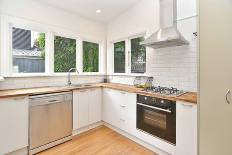 Photo of property in 29 Huxley Street, Sydenham, Christchurch, 8023