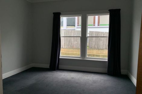 Photo of property in 10 Whitby Street, Mornington, Dunedin, 9011