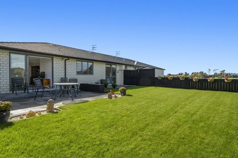 Photo of property in Waterview Estate, 86/4 Greystone Place, Omokoroa, 3114