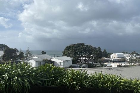 Photo of property in 1/31 Bayview Road, Browns Bay, Auckland, 0630