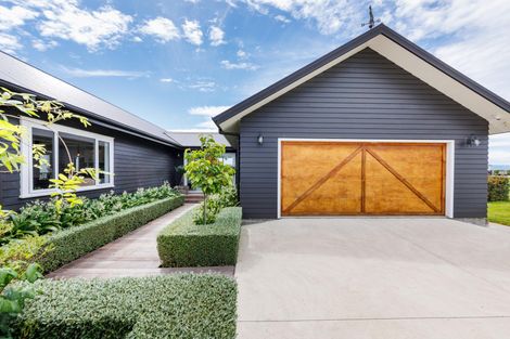 Photo of property in 167 Oroua Road, Kairanga, Palmerston North, 4475