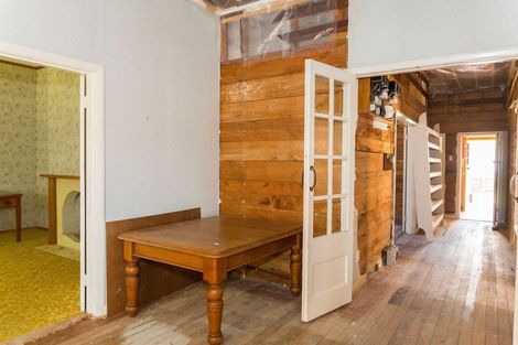 Photo of property in 20 Swinburn Street, Dannevirke, 4930