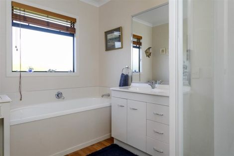 Photo of property in 40 Lochaber Drive, Nukuhau, Taupo, 3330