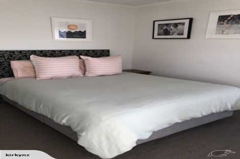 Photo of property in 2/11 Ripon Crescent, Meadowbank, Auckland, 1072