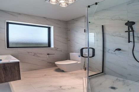 Photo of property in 26 Babina Avenue, Kumeu, 0810