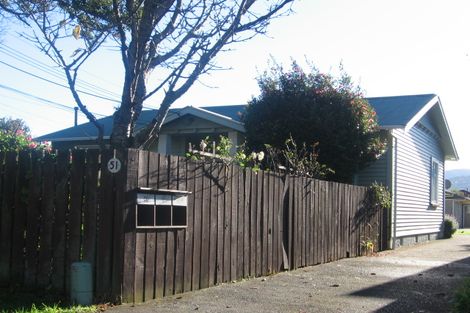 Photo of property in 51 Brook Street, Waterloo, Lower Hutt, 5011