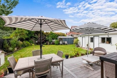Photo of property in 261 Te Moana Road, Waikanae, 5036