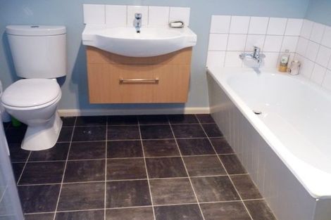 Photo of property in 73b Eastern Terrace, Beckenham, Christchurch, 8023