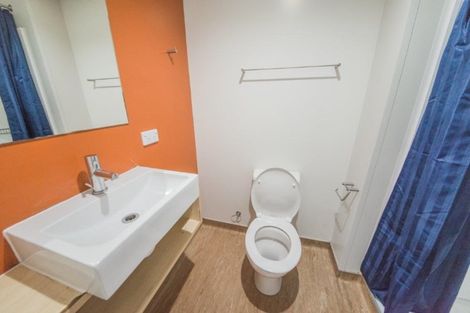 Photo of property in Empire Apartments, 1327/21 Whitaker Place, Grafton, Auckland, 1010
