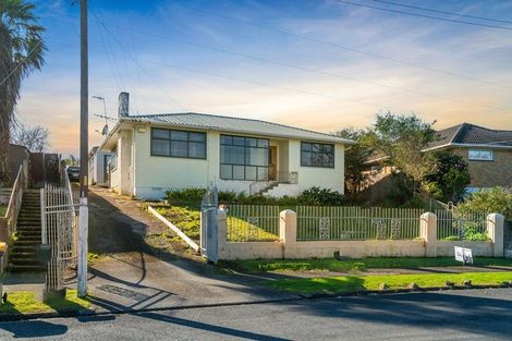 Photo of property in 92 Fisher Crescent, Otara, Auckland, 2023