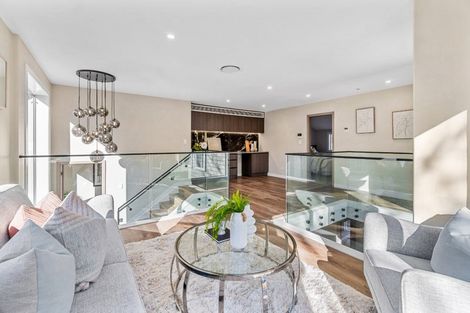 Photo of property in 9c Olwyn Place, Greenhithe, Auckland, 0632