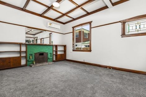 Photo of property in 55 Avenue Road, Otahuhu, Auckland, 1062