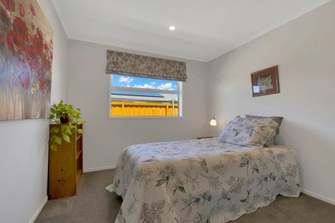 Photo of property in 4 Rosewood Drive, Amberley, 7410