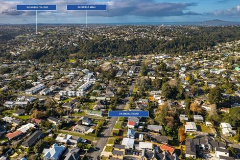 Photo of property in 2/7 Eskdale Road, Birkdale, Auckland, 0626