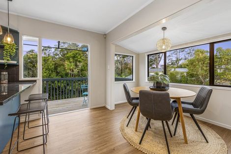 Photo of property in 14 Packham Place, Beach Haven, Auckland, 0626
