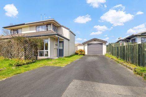 Photo of property in 2/18 Carnot Street, Glenholme, Rotorua, 3010