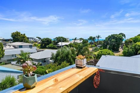 Photo of property in 1061 Papamoa Beach Road, Papamoa Beach, Papamoa, 3118