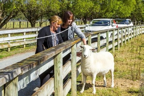 Photo of property in 18a Flux Road, Mangaroa, Upper Hutt, 5371