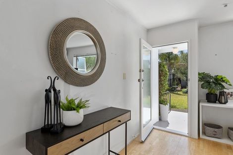 Photo of property in 3/179 Victoria Road, Devonport, Auckland, 0624