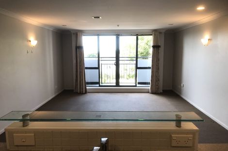 Photo of property in 1r/160 Symonds Street, Eden Terrace, Auckland, 1010