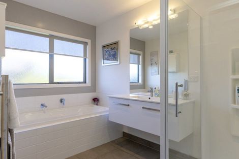 Photo of property in 34 Marabou Crescent, Nukuhau, Taupo, 3330