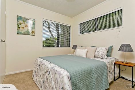 Photo of property in 1/16 Arran Road, Browns Bay, Auckland, 0630