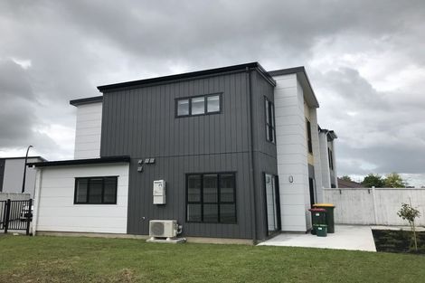 Photo of property in 12 Emmadale Lane, Hamilton East, Hamilton, 3216