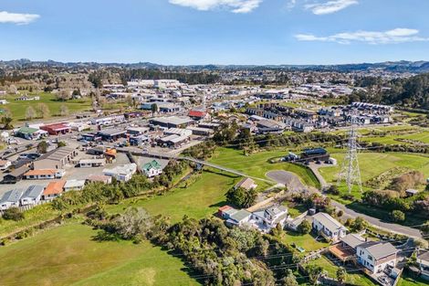 Photo of property in 24 Weza Lane, Kumeu, 0810