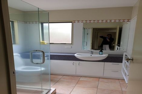 Photo of property in 2/37 John Rymer Place, Kohimarama, Auckland, 1071