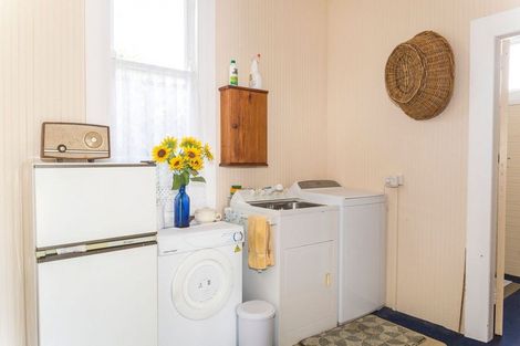 Photo of property in 39 Guy Street, Dannevirke, 4930