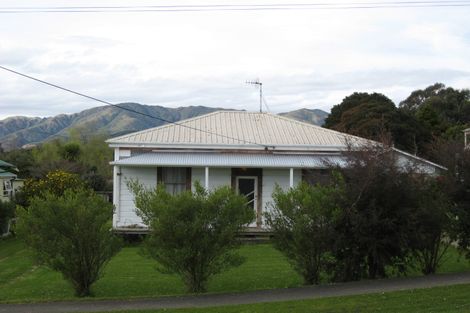 Photo of property in 24 Julyan Street, Shannon, 4821