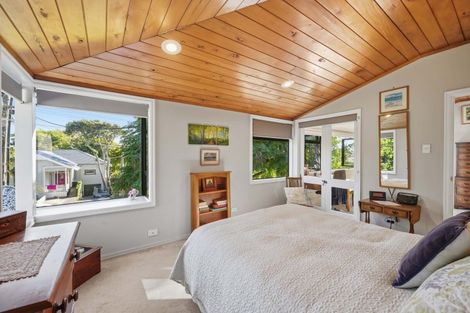 Photo of property in 2/32 Albert Road, Devonport, Auckland, 0624