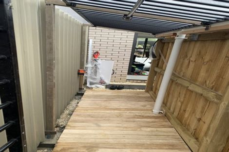 Photo of property in 1/21 Newham Place, Henderson, Auckland, 0612