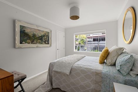 Photo of property in 1/19 Danbury Drive, Torbay, Auckland, 0630