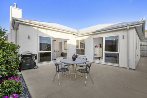 Photo of property in 6 Pebble Beach Way, Papamoa Beach, Papamoa, 3118