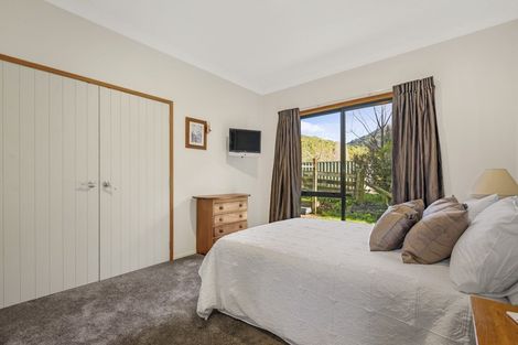 Photo of property in 297 Spencer Road, Lake Tarawera, Rotorua, 3076