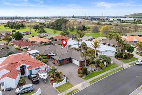 Photo of property in 19 Plateau Heights, Mount Maunganui, 3116