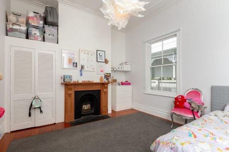 Photo of property in 11 Herne Bay Road, Herne Bay, Auckland, 1011