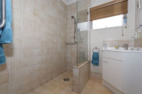 Photo of property in 1/20 Merchant Avenue, Te Atatu South, Auckland, 0610