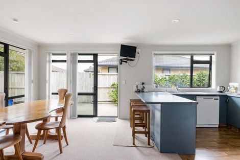 Photo of property in 5 Holcroft Place, Huntington, Hamilton, 3210