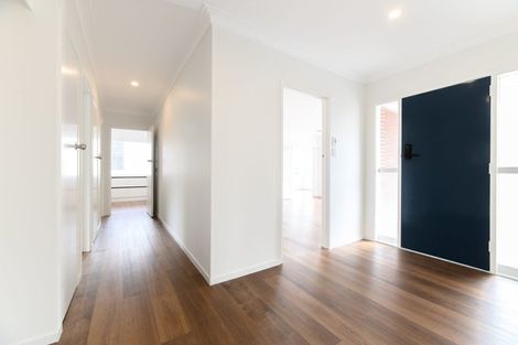 Photo of property in 8 Jeff Place, Howick, Auckland, 2014