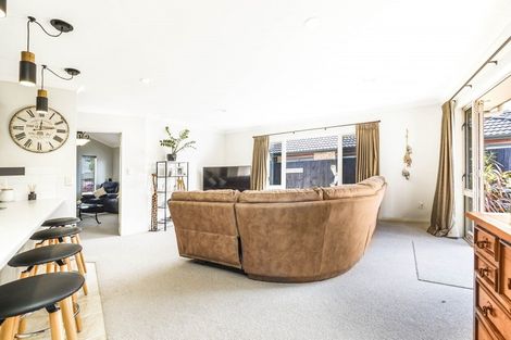 Photo of property in 10 Stratford Place, Huntington, Hamilton, 3210