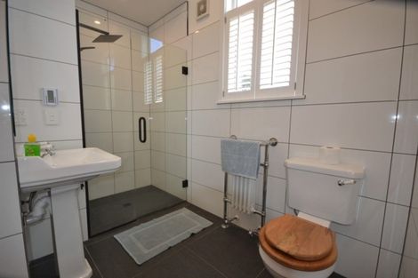 Photo of property in 6 Orangi Kaupapa Road, Northland, Wellington, 6012