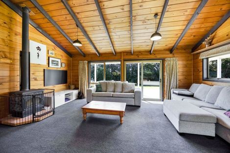 Photo of property in 189 Namu Road, Opunake, 4681